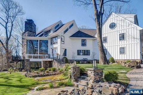 Photo of 28 Rockleigh Road, Rockleigh, NJ 07647 (MLS # 26010251)