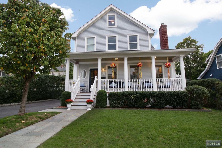 MOVE RIGHT IN TO THIS CHARMING completely renovated Five bed rooms Victorian, located on a very desirable location short distance from downtown. Curb appeal galore with a welcoming lemonade porch, Enter to find a spacious living room bright and light with high ceiling, fresh neutral tones throughout. All windows had Hunter Douglas shades, formal dining room flows into a modern eat in-kitchen, custom cabinetry granite counter top stainless steel appliances, full bath, hardwood floors. Second floor has 3 bed rooms and full bath, the third floor has 2 bonus bed rooms/ office. Lower level has a walk out basement, Den, plenty of storage, utility and laundry space. The back yard is amazing... Professionally landscaped, bluestone terrace and walk ways. Finished detached garage has a second level perfect for a small art studio/office. Top-rated downtown with countless shops and restaurants train/ buses to NYC. Blue-ribbon school system and much more, IT won't last!