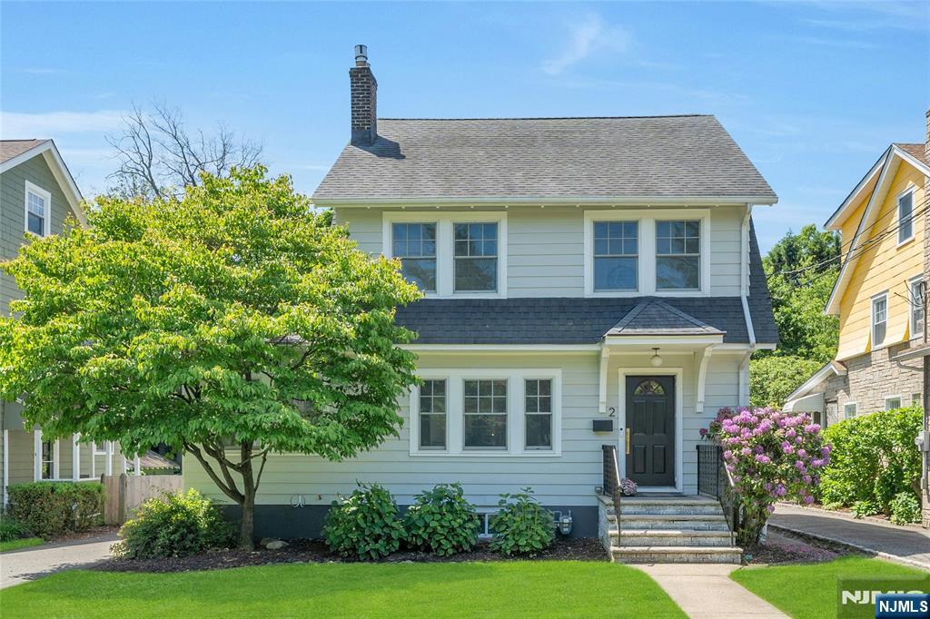 2 Columbus Avenue