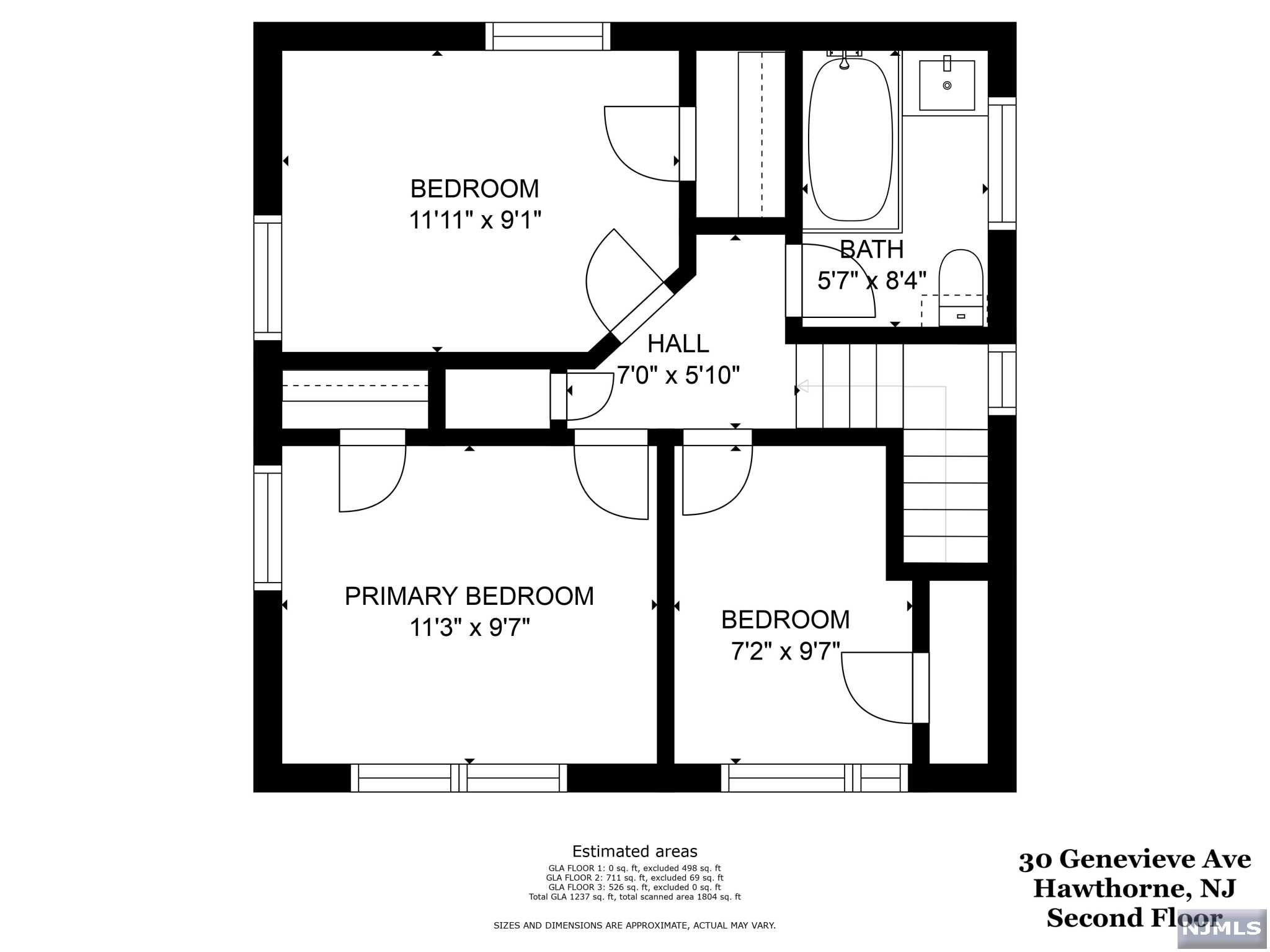 Main image without alt text