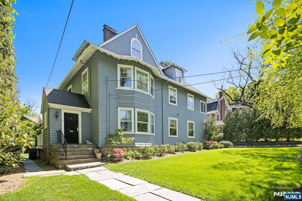 Rental Property at 81 Franklin St, Englewood, New Jersey - Bedrooms: 3 
Bathrooms: 2 
Rooms: 10  - $4,800 MO.