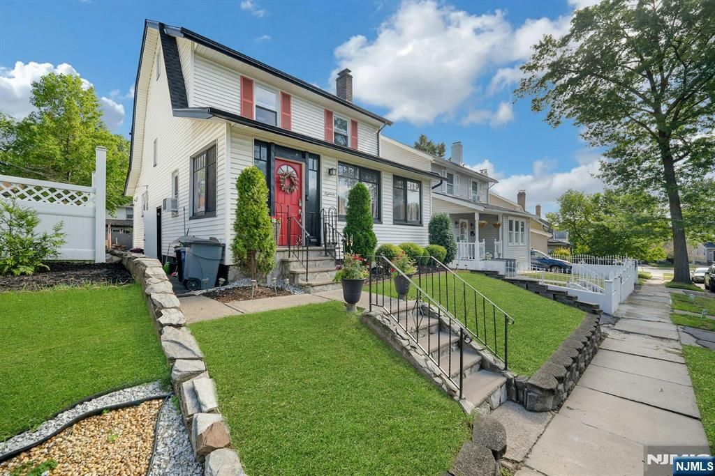 Photo of 18 Whitman Avenue, East Orange, NJ 07017 (MLS # 25035205)