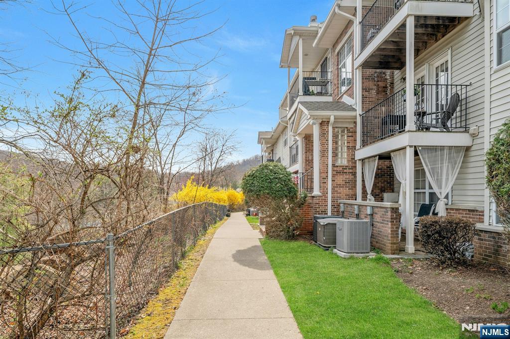 36 Mountainview Court