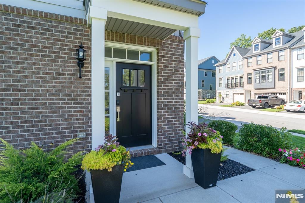 78 Cinnamon Drive