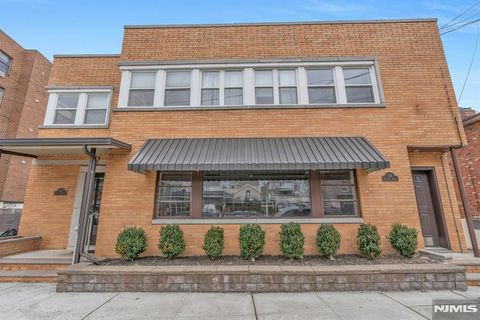 Photo of 574 Anderson Avenue #Street Level Su, Cliffside Park, NJ 07010 (MLS # 25008419)