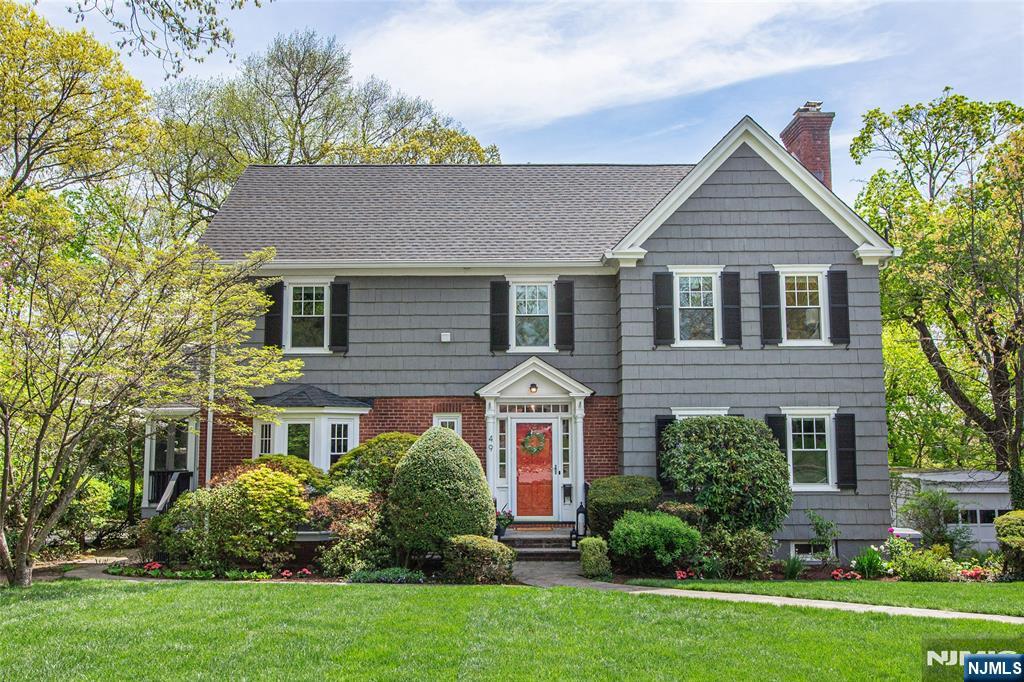 Property for Sale at 49 Forest Avenue, Glen Ridge, New Jersey - Bedrooms: 6 
Bathrooms: 4.5 
Rooms: 13  - $1,399,000