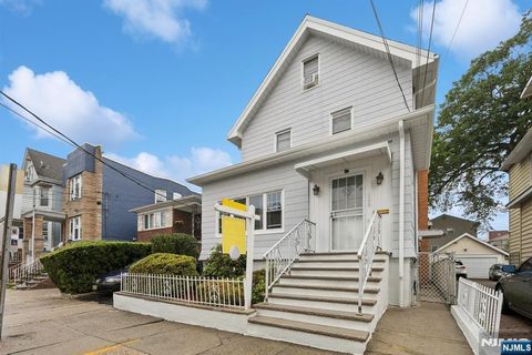425 74th Street North Bergen NJ 07047