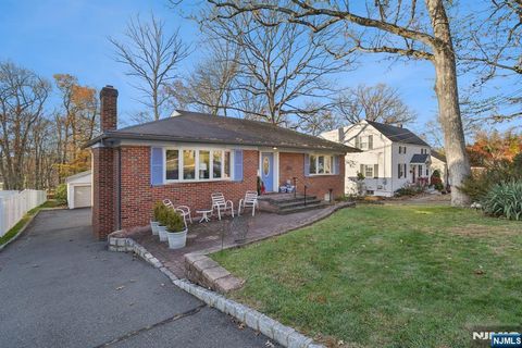 29 Sycamore Avenue Livingston NJ 07039