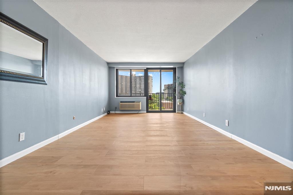 1590 Anderson Avenue 6C