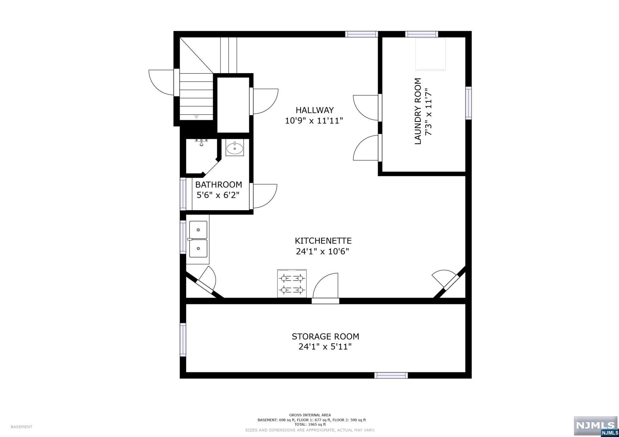 Main image without alt text