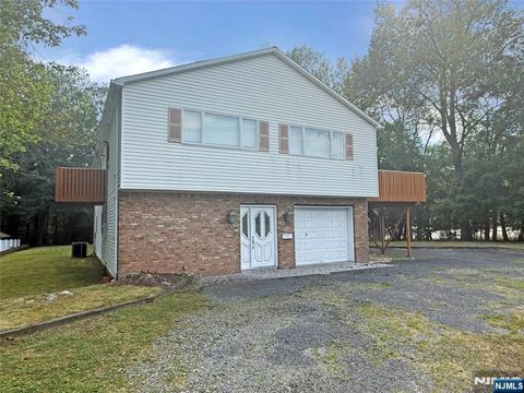 224 Grand Avenue Park Ridge NJ 07656