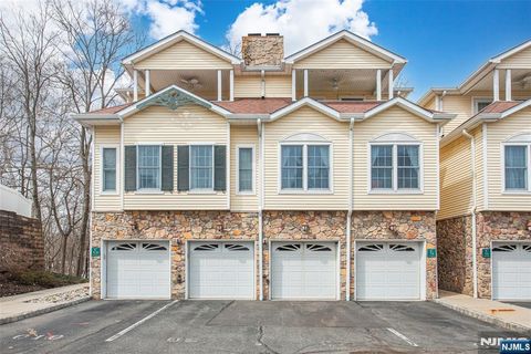 Photo of 91 Roseland Avenue #C7, Caldwell, NJ 07006 (MLS # 26010111)