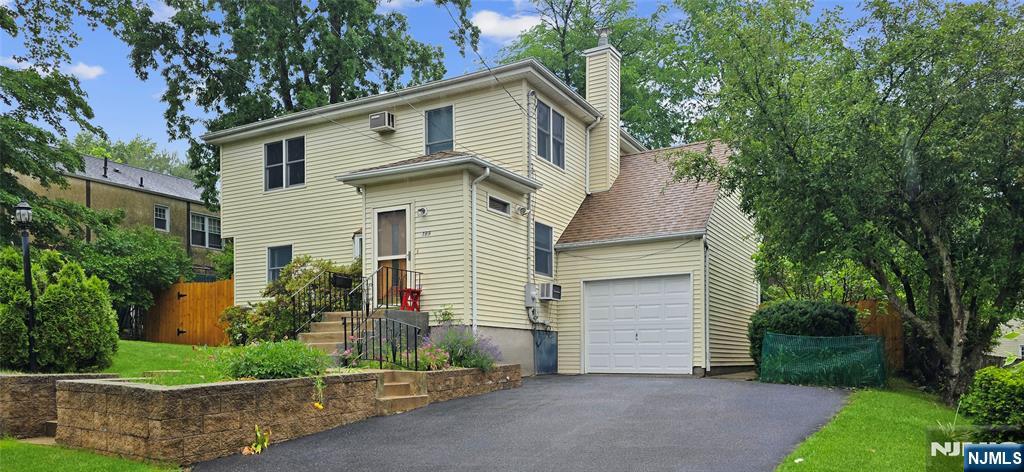 169 River Edge Road