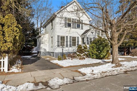 109 Center Street New Milford NJ 07646