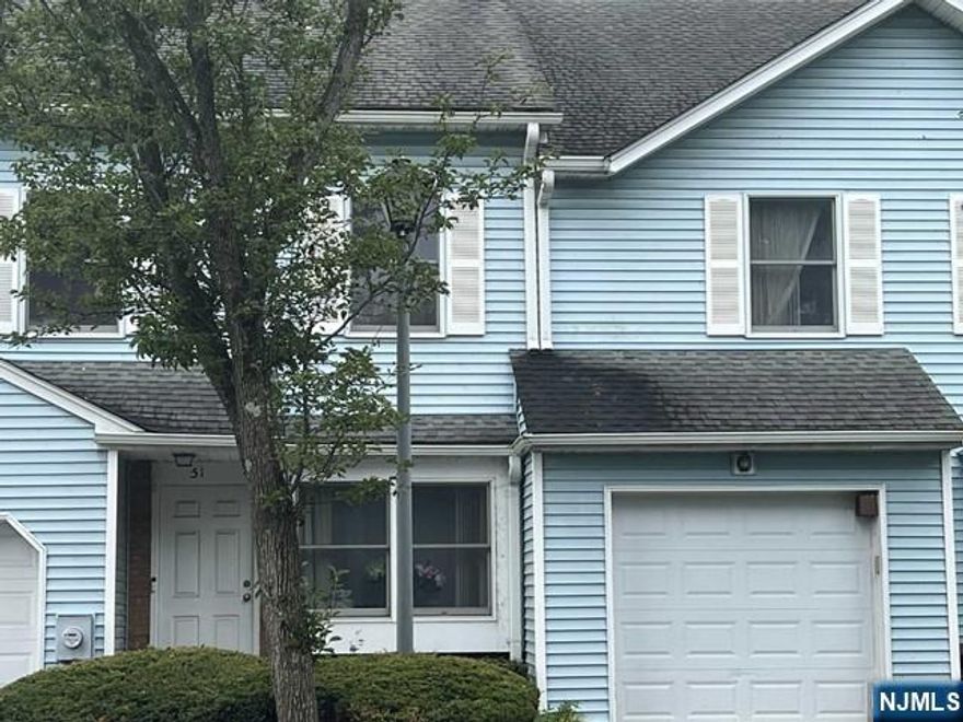 GREAT CENTER LOCATION IN FAIR LAWN. CLOSE TO NYC TRAIN. AND BUS SPACIOUS TOWNHOUSE APP 1700 SQ FT. HARDWOOD FLOORS THOUGHOUT. LARGE ROOMS . BEST LOCATION WITHIN COMPLEX WITH PRIVATE DECK IN THE BACK AVAILABLE NOV 1