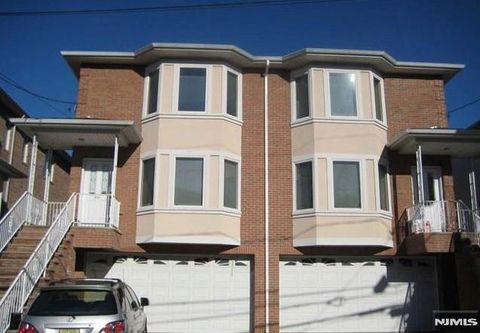 Photo of 15 E Ruby Ave #B, Palisades Park, NJ 07650 (MLS # 25042833)