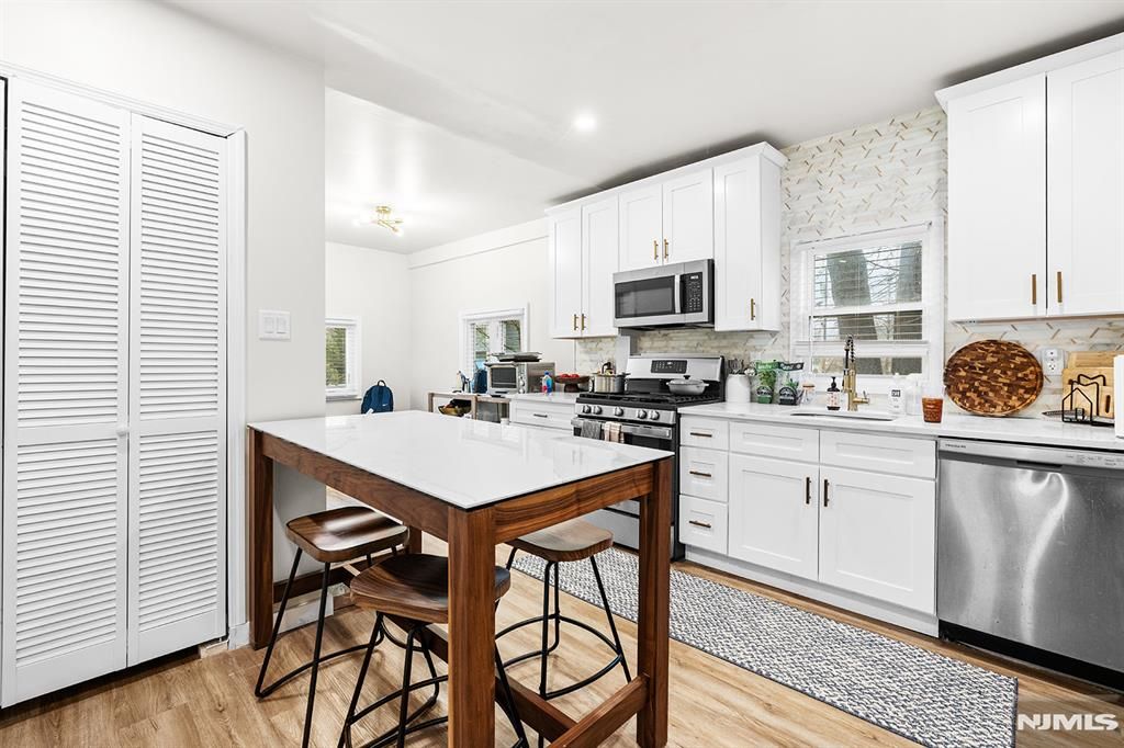 Photo of 191 West Street, Closter, NJ 07624 (MLS # 26008805)