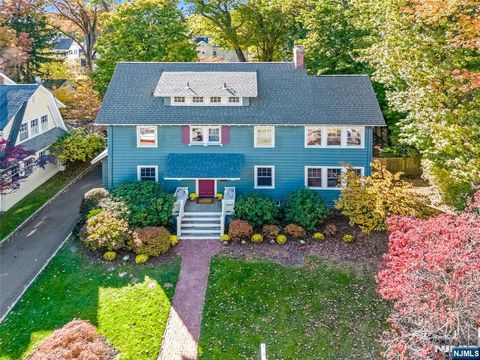 Photo of 110 Gordonhurst Avenue, Montclair, NJ 07043 (MLS # 25038668) Photo of 110 Gordonhurst Avenue, Montclair, NJ 07043 (MLS # 25038668)