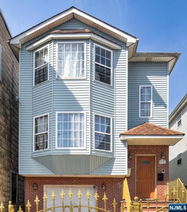 Property for Sale at 52 Stone Street, Newark, New Jersey - Bedrooms: 6 
Bathrooms: 5 
Rooms: 16  - $850,000