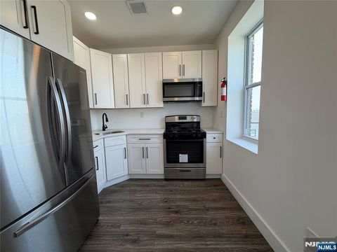 Photo of 262 Walker St #2, Fairview, NJ 07022 (MLS # 26026587)