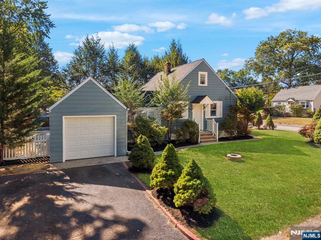 328 Birchwood Road