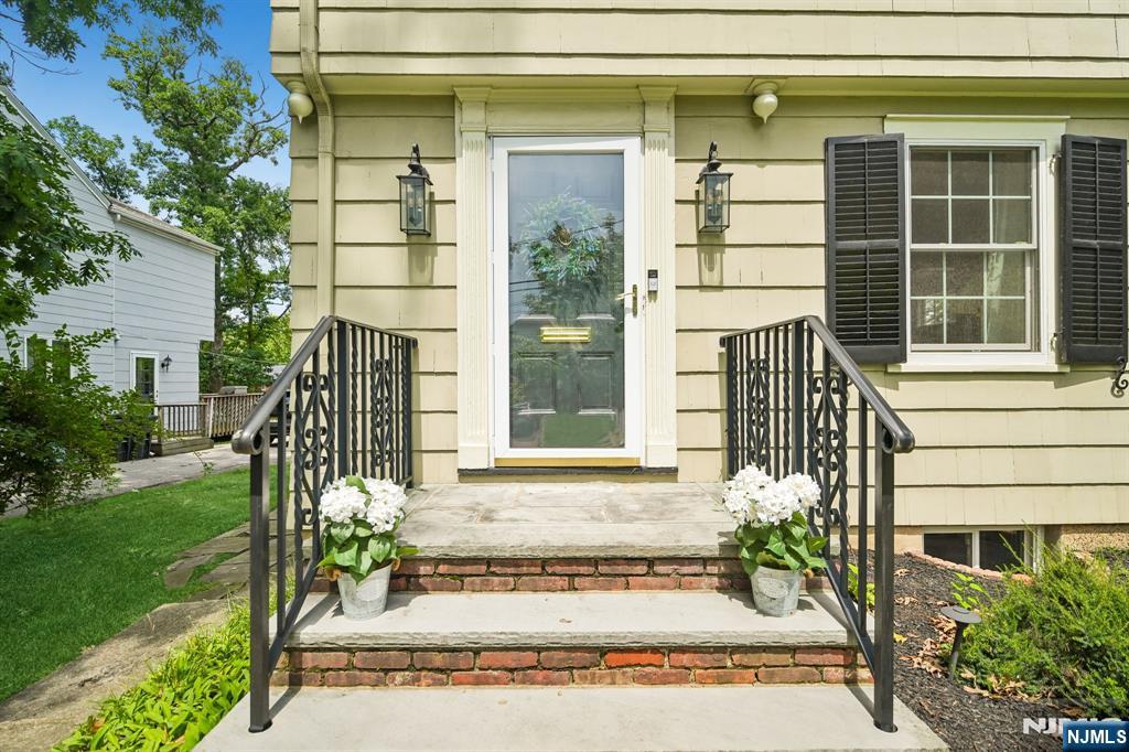 68 Linden Avenue