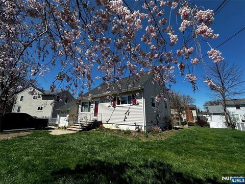 Photo of 650 Union Avenue, Kenilworth, NJ 07033 (MLS # 26012142)