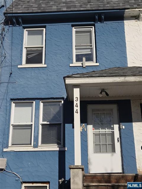 Photo of 344 Milton Ave, Rahway, NJ 07065 (MLS # 25041749)
