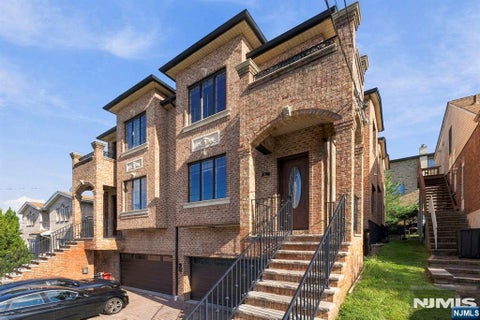 Photo of 125 Edsall #B, Palisades Park, NJ 07650 (MLS # 26038544)