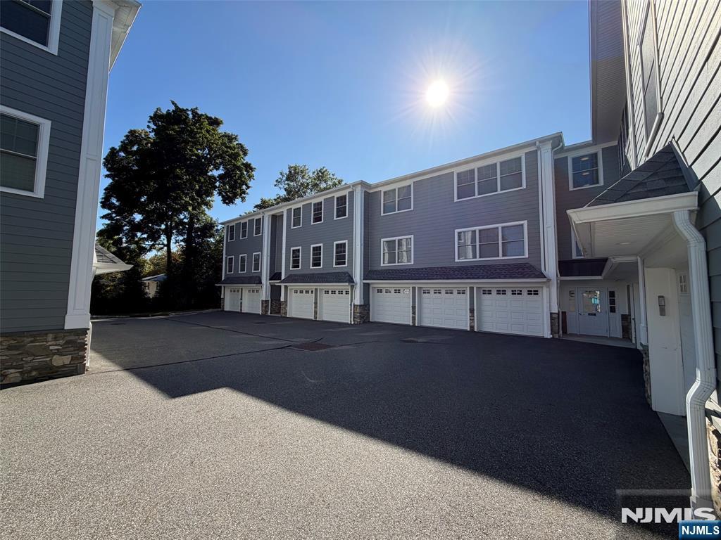 273 Broadway #(5)