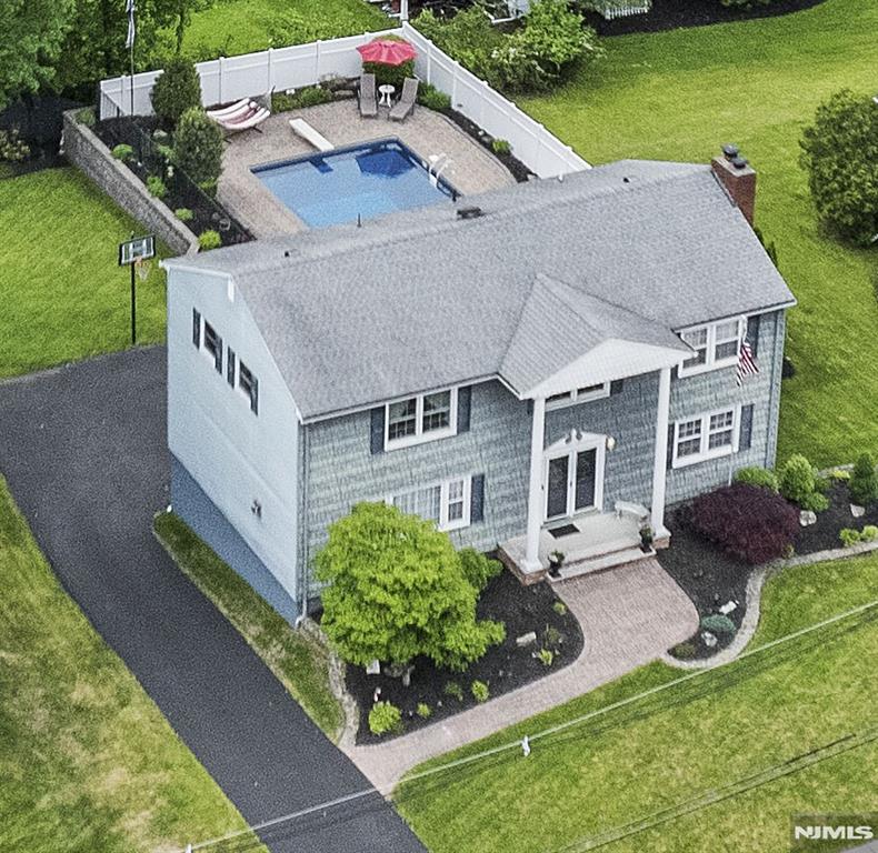 41 Morse Avenue