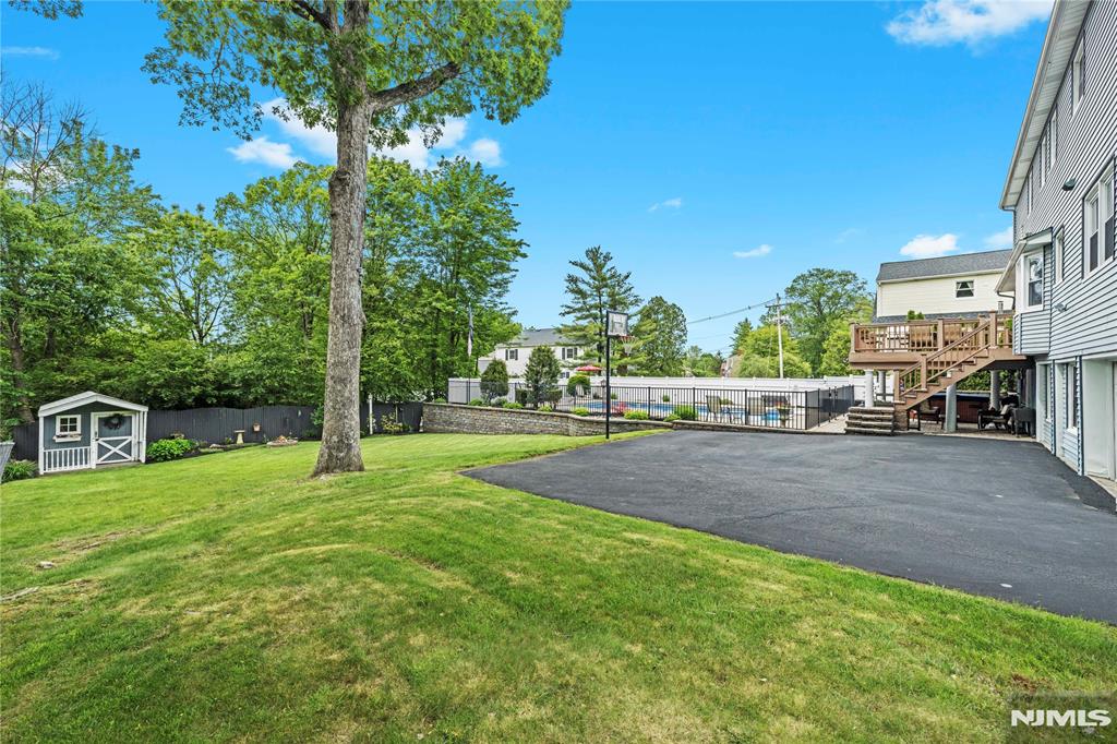 41 Morse Avenue