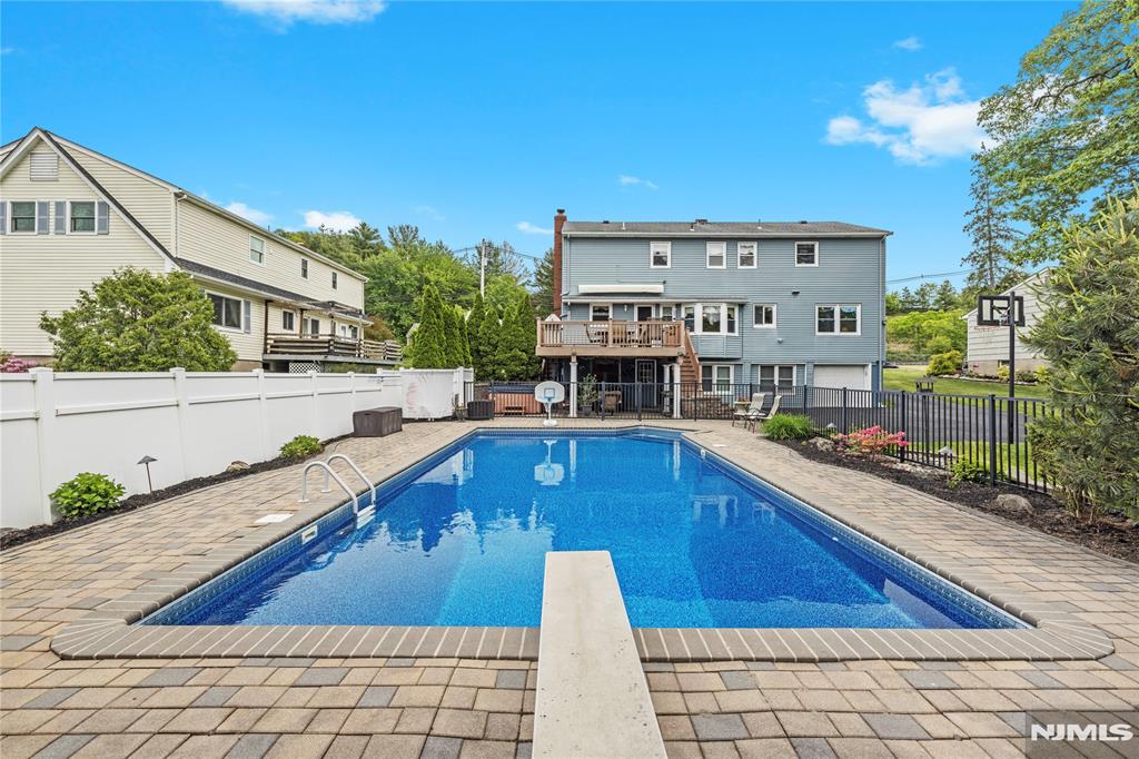 41 Morse Avenue