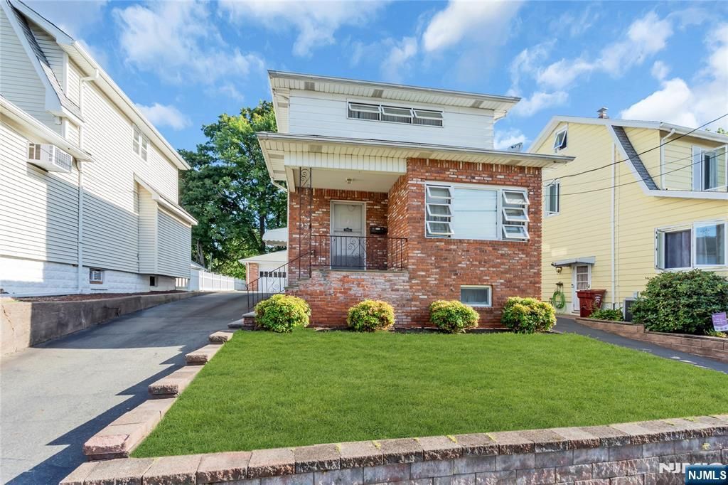 Photo of 190 Conover Avenue, Nutley, NJ 07110 (MLS # 25030010)