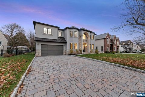 792 Kearney Place, Paramus, NJ 07652 - MLS#: 25006283