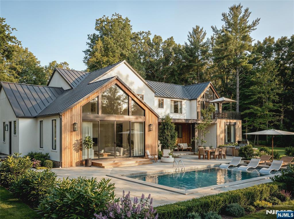 44 Pine Terrace