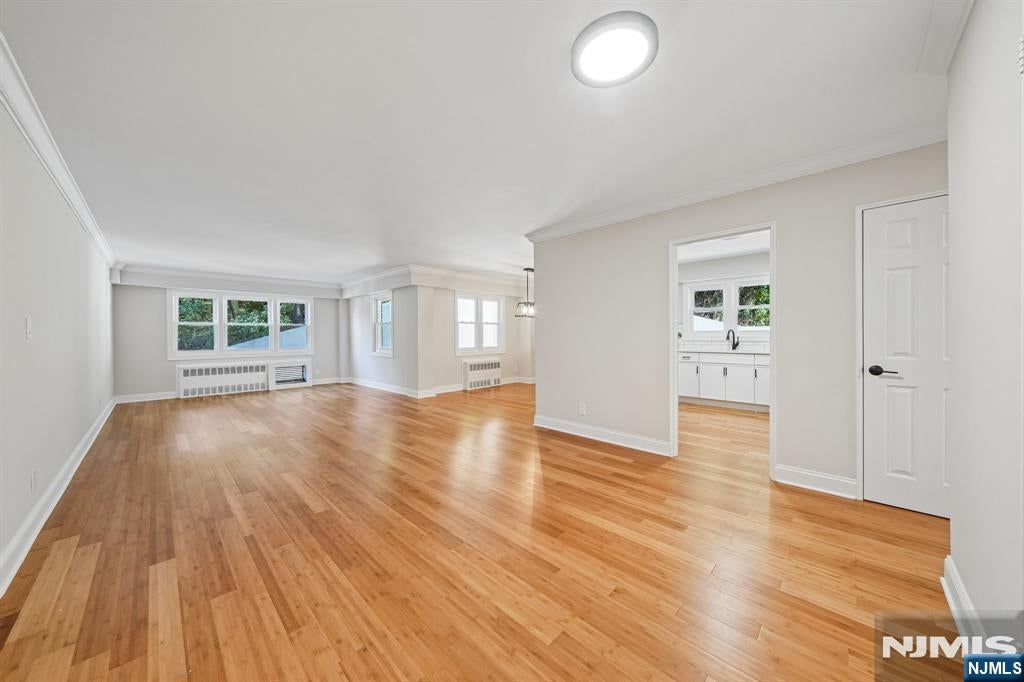 415 Claremont Avenue 1G
