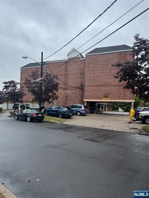 Photo of 65 Fairview St #2C, Palisades Park, NJ 07650 (MLS # 25038966) Photo of 65 Fairview St #2C, Palisades Park, NJ 07650 (MLS # 25038966)