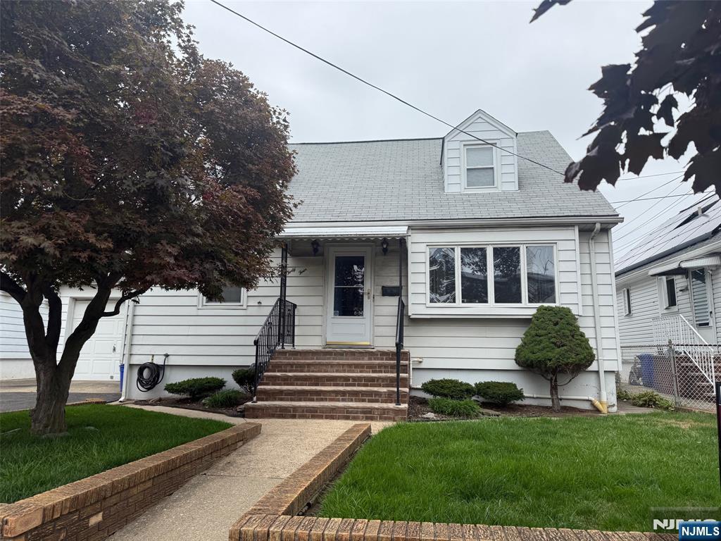 344 10th Street