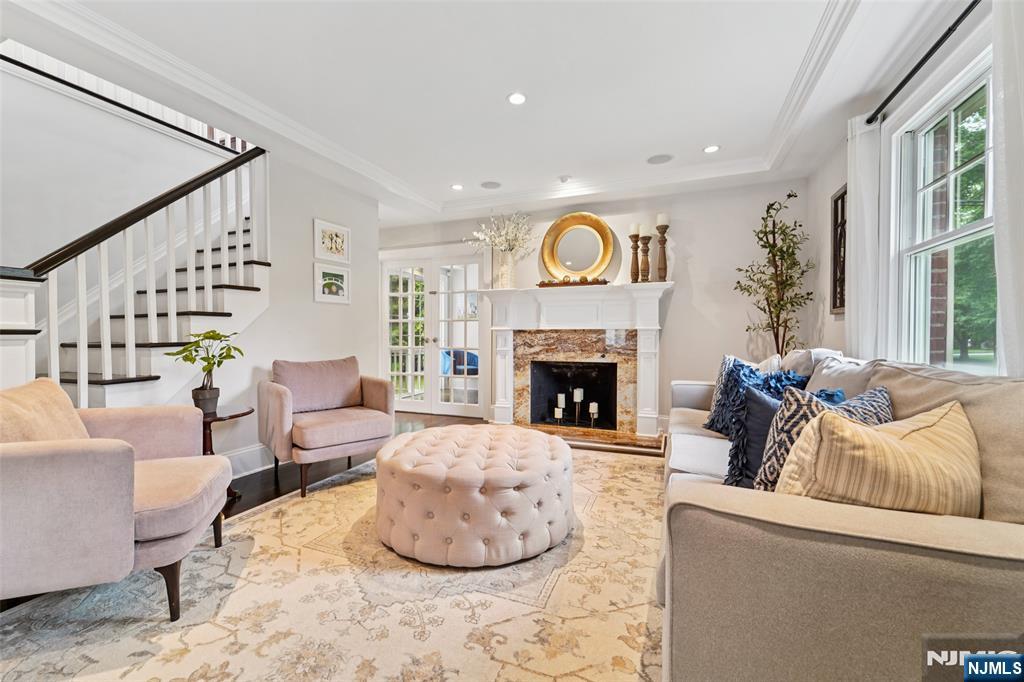 789 Woodland Avenue