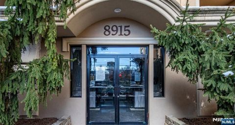 8915 Bergenwood Avenue 61 North Bergen NJ 07047