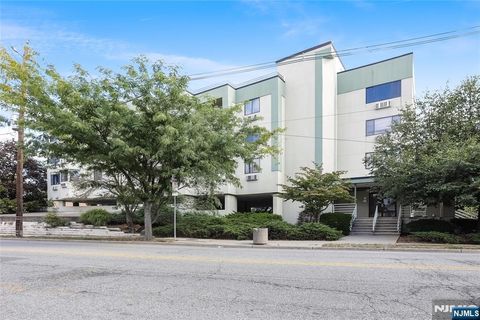 Photo of 850 Main ST #302, Hackensack, NJ 07601 (MLS # 26018109)