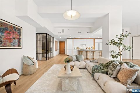 720 Clinton Street 508 Hoboken NJ 07030