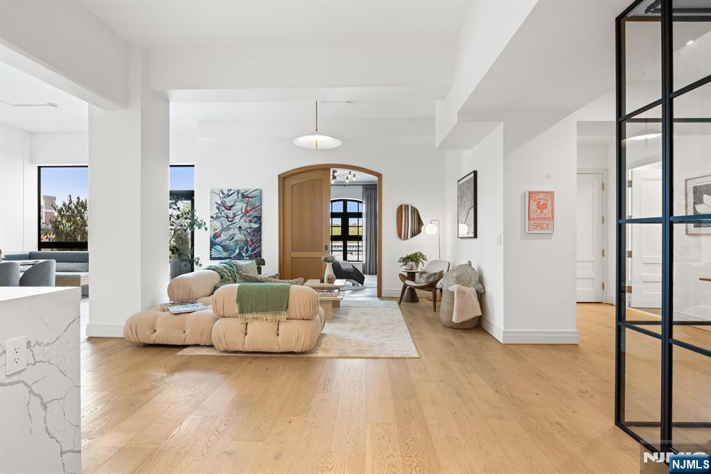 720 Clinton Street 508