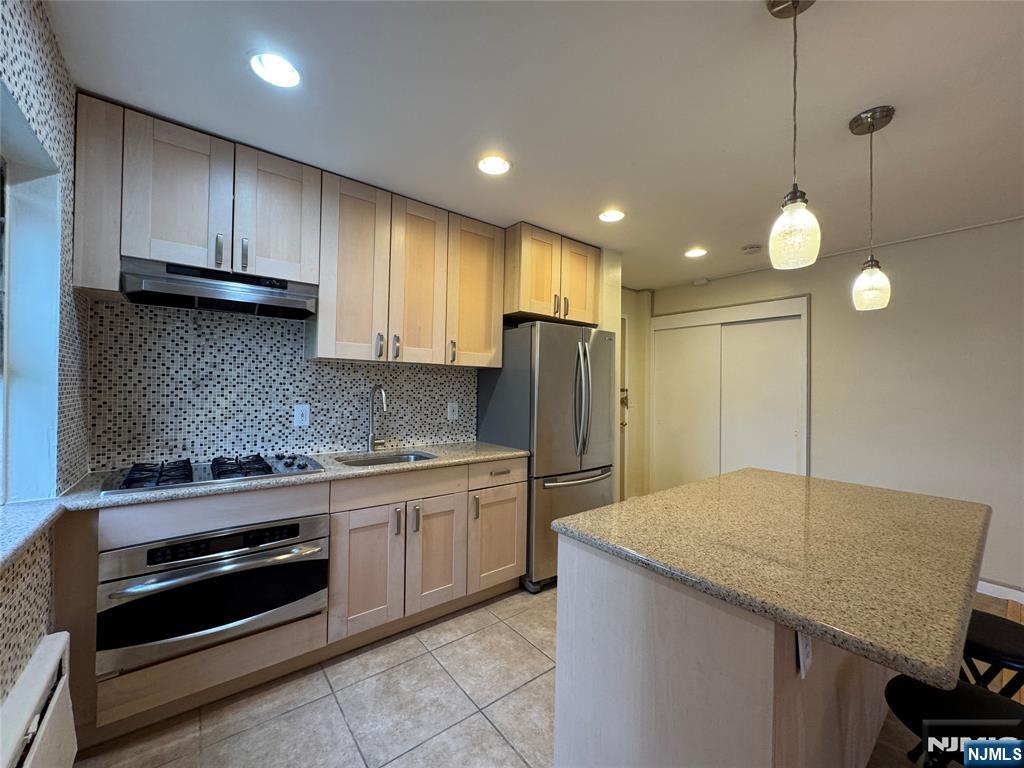 3001 Edwin Avenue 4A