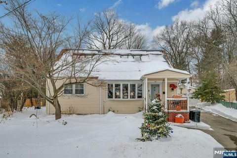 45 Wells Court Bloomfield NJ 07003