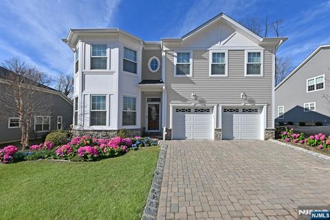 23 Arden Place Hillsdale NJ 07642