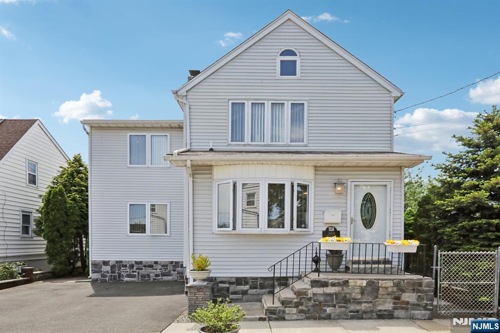 300 Wilson Avenue