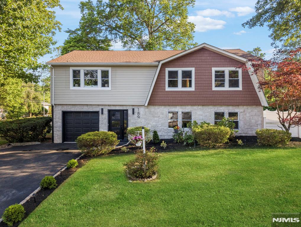 Photo of 189 Woodland Avenue, Westwood, NJ 07675 (MLS # 26016872)