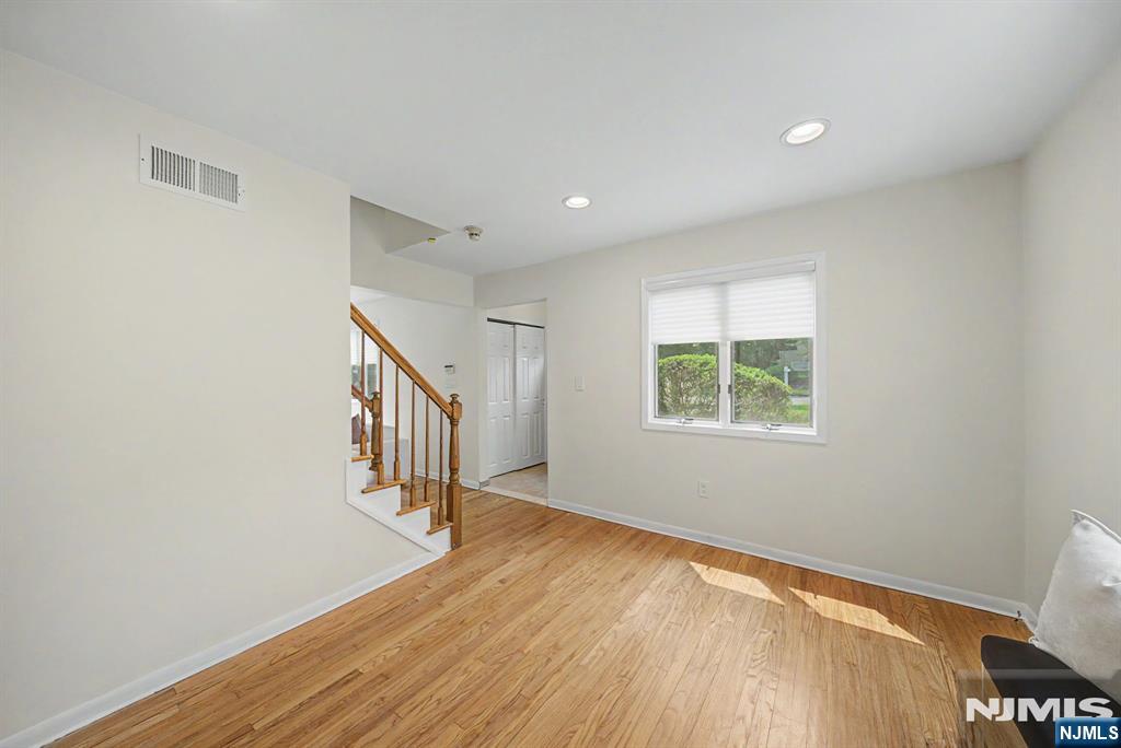 86 Hazelton Terrace
